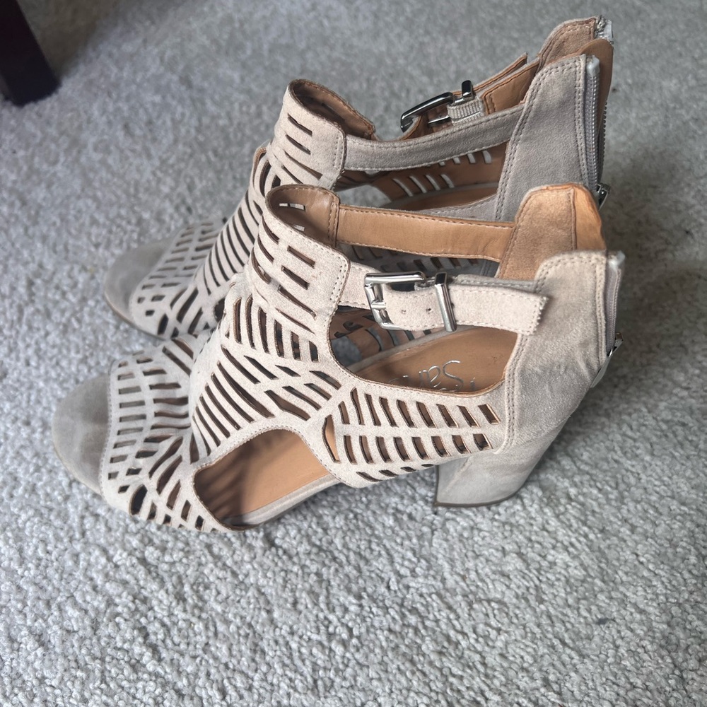 Franco Sarto Cream Heels with Geometric Cut-Out Design